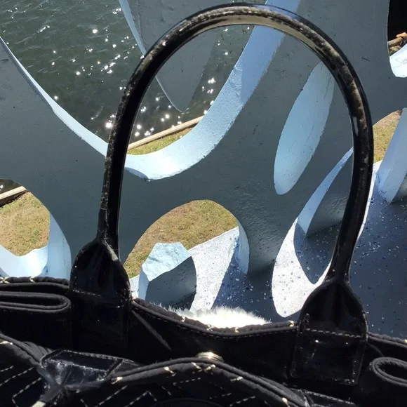 Tory Burch Ella Diamond Print Tote - Picture 12 of 16